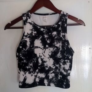 Black and White Tie Dye Print Crop Yoga Top